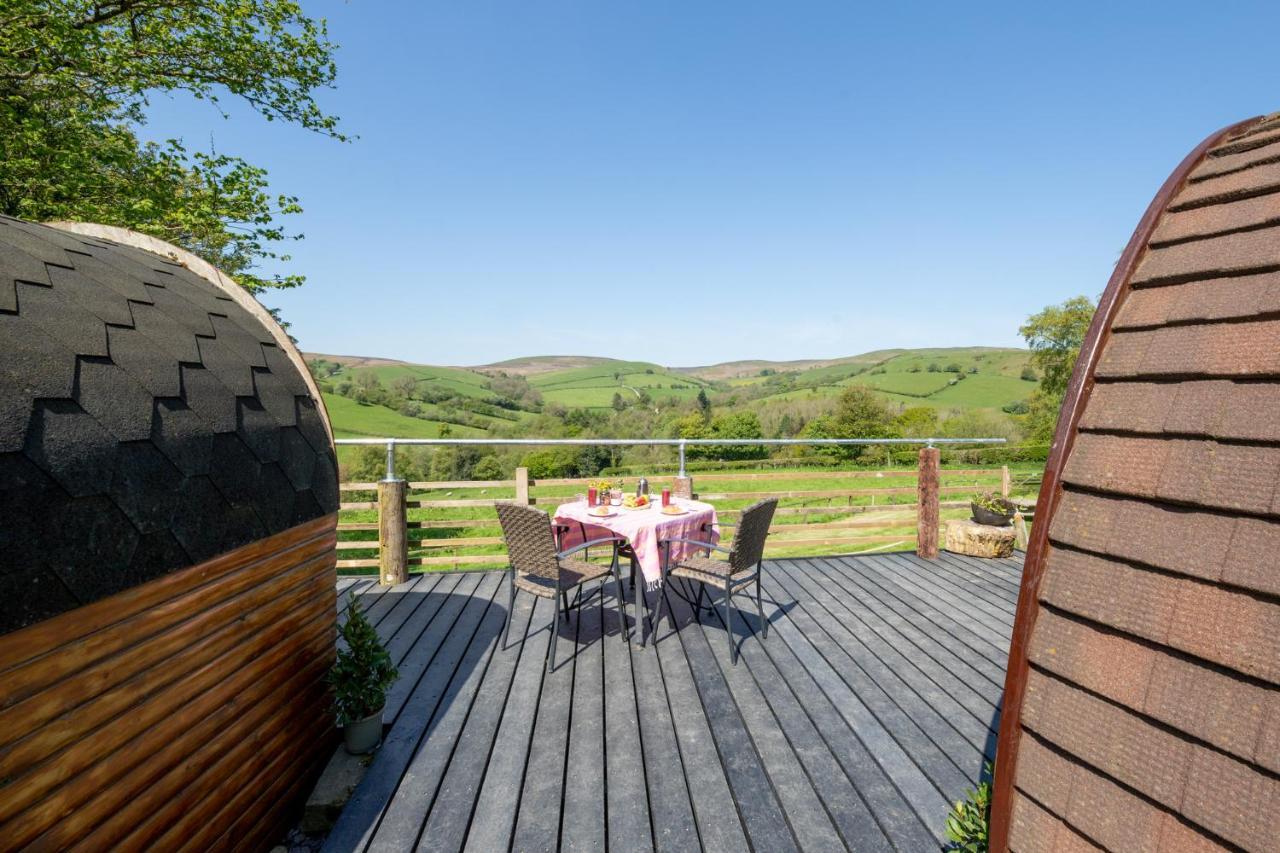 Ty Grug Pods Hotel Bryngwyn Bagian luar foto