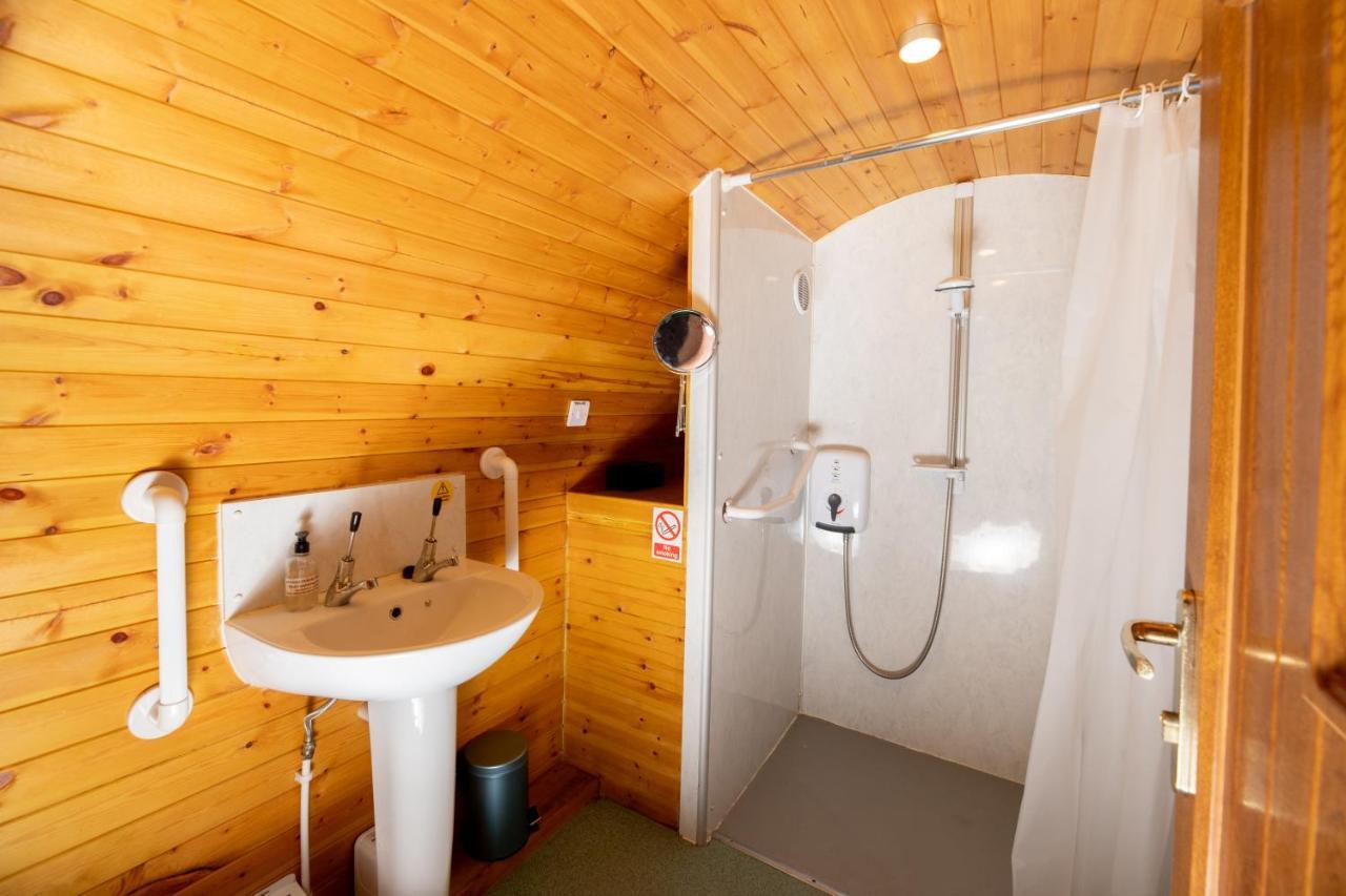 Ty Grug Pods Hotel Bryngwyn Bagian luar foto